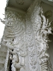 Wat Rong Khun - необычный буддийский храм в Таиланде