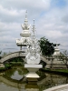 Wat Rong Khun - необычный буддийский храм в Таиланде